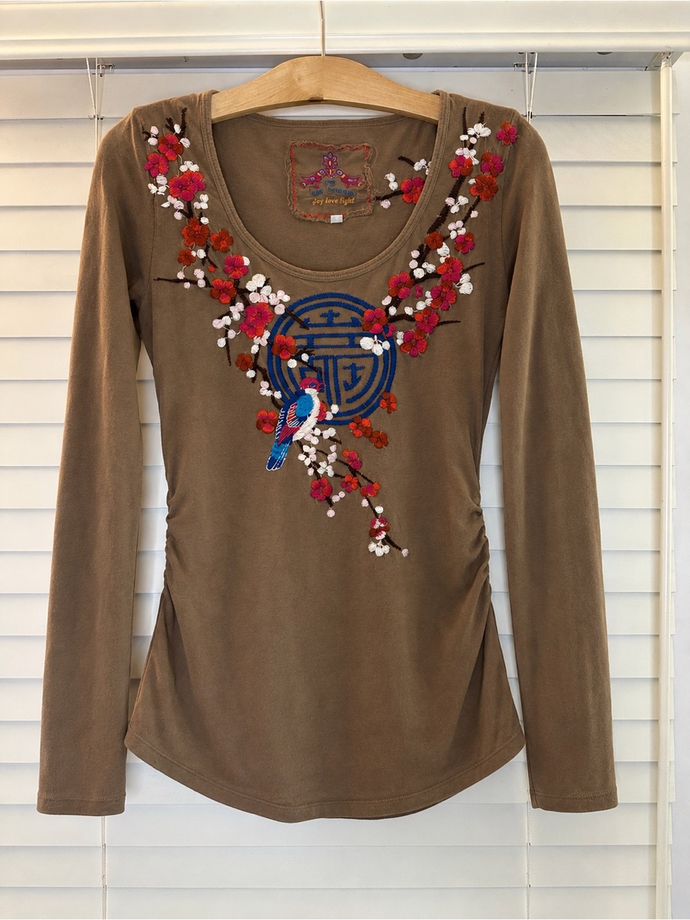 Johnny Was Brown Long-Sleeve Embroidered Floral & Bird Tee - Picture 2 of 7